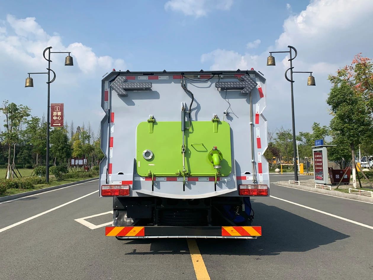 東風(fēng)凱普特純電動洗掃車